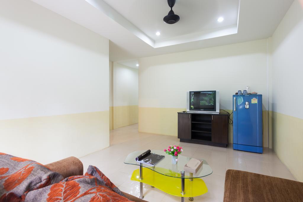 Bangtao Kanita House Bang Tao Beach  Exterior photo
